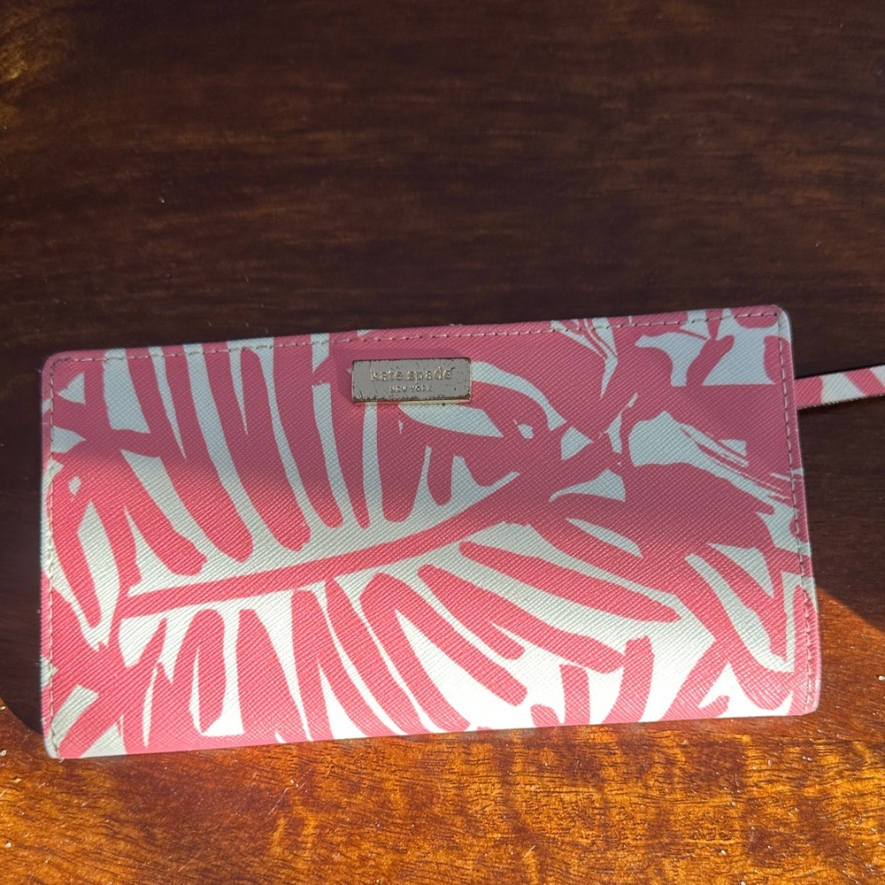 Kate Spade Coral and Cream Leaf Print Wallet